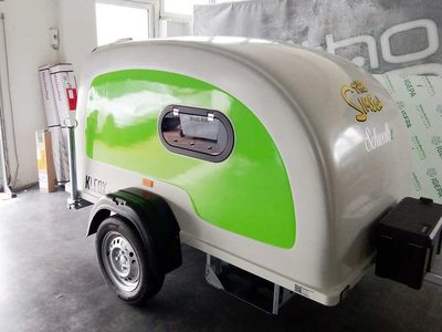 Kleox Shelter travel Camper Anhänger mit Folierung
