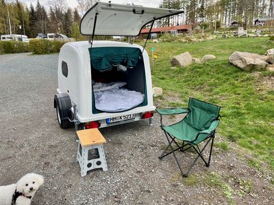 Camping mit dem Kleox- Campinganhänger